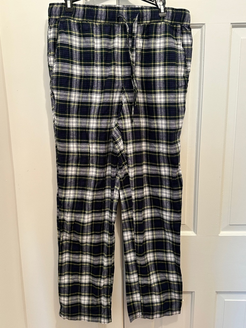 Men’s Tartan Plaid Flannel Lounge Pants in Blue & Green